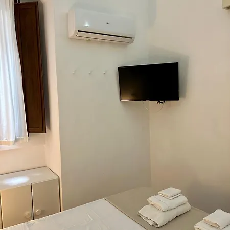 The Palace And Санто-Стефано-ди-Камастра