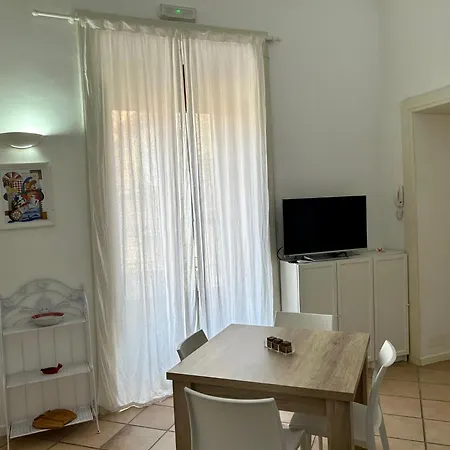 The Palace And Санто-Стефано-ди-Камастра