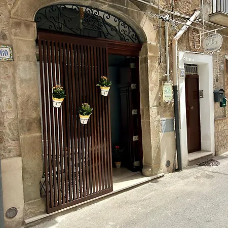B&B The Palace And 산토스테파노디카마스트라